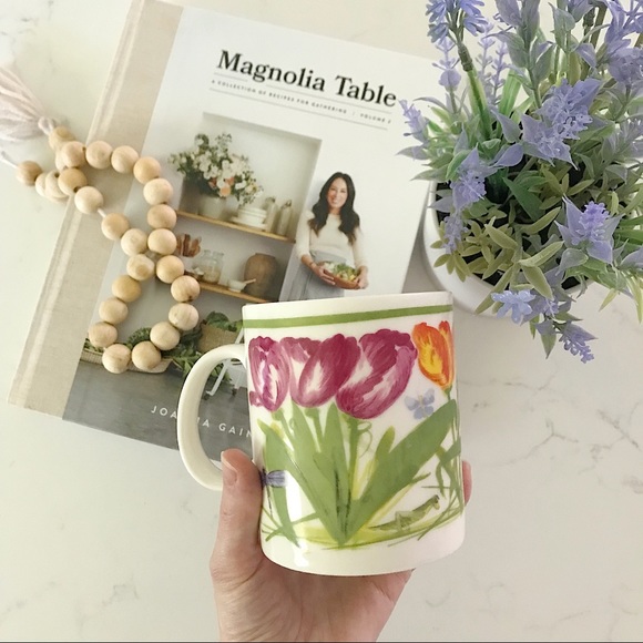 ⭐️ STARBUCKS SPRING TULIPS MUG ⭐️